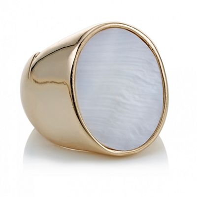 Rose gold and pearl statement ring